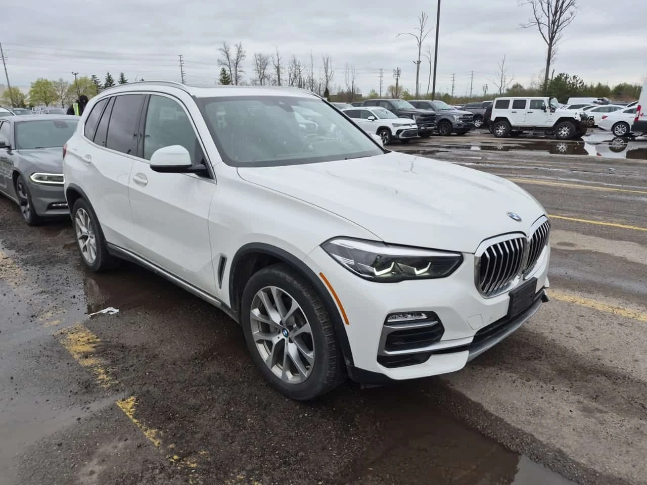 BMW X5 * CARFAX * АВТОКРЕДИТ БЕЗ ПЪРВОНАЧАЛНА ВНОСКА * , снимка 2 - Автомобили и джипове - 54562033