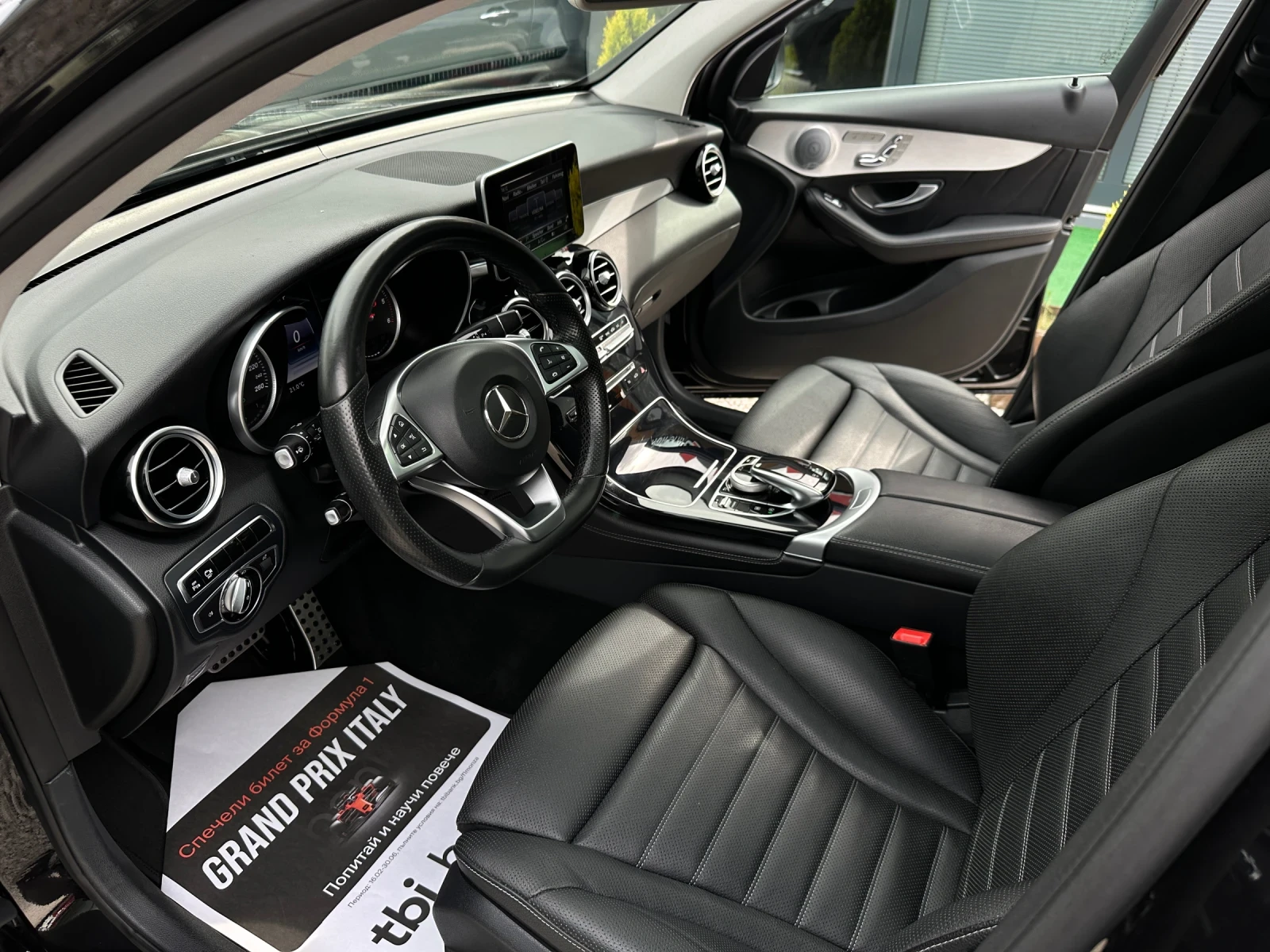 Mercedes-Benz GLC 250 4matic* AMG Line* 360-камера* Панорама* Burmester*, снимка 8 - Автомобили и джипове - 54565432