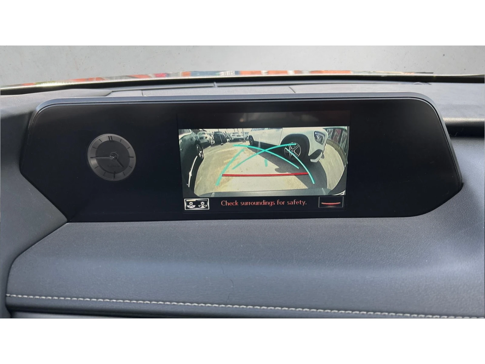 Lexus UX 250h ������� ������ �� 388   | Mobile.bg � ����������� 16