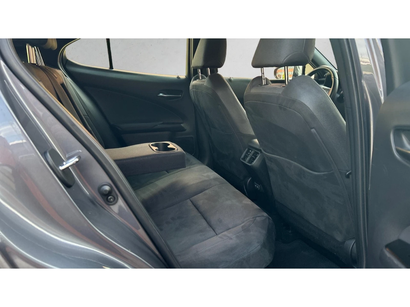 Lexus UX 250h ������� ������ �� 388   | Mobile.bg � ����������� 10