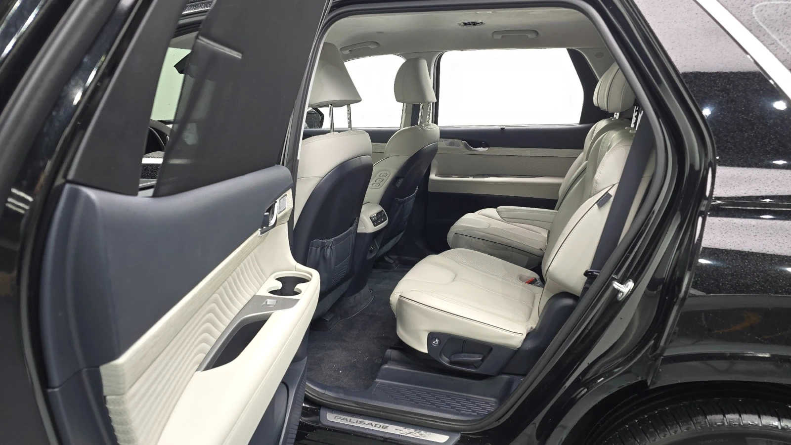 Hyundai Palisade 2.2 CRDi 4WD Calligraphy, снимка 10 - Автомобили и джипове - 55528078