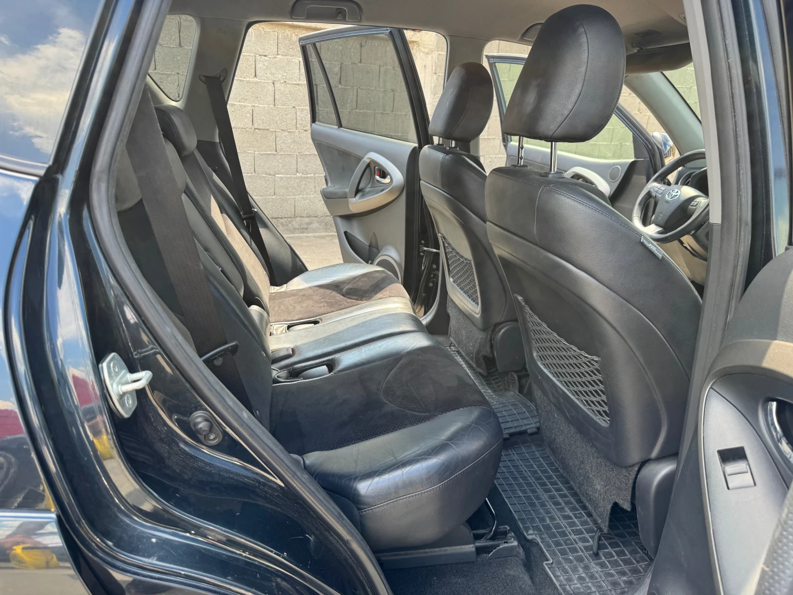 Toyota Rav4 Автоматик, снимка 9 - Автомобили и джипове - 55788177