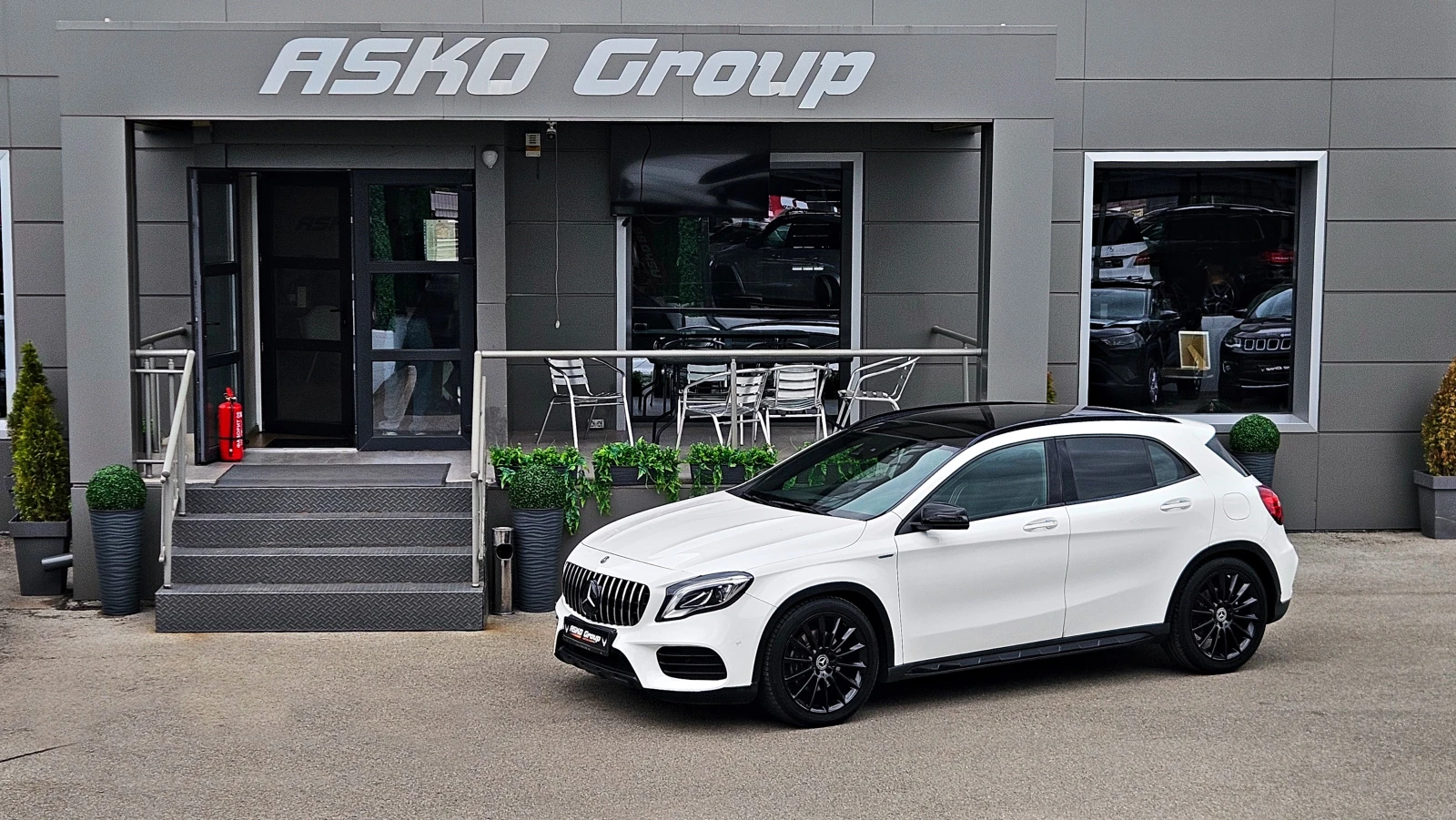 Mercedes-Benz GLA 220 AMG/GERMANY/PANORAMA/CAMERA/ПОДГРЕВ/KEYLESS GO/LIZ, снимка 17 - Автомобили и джипове - 56270545