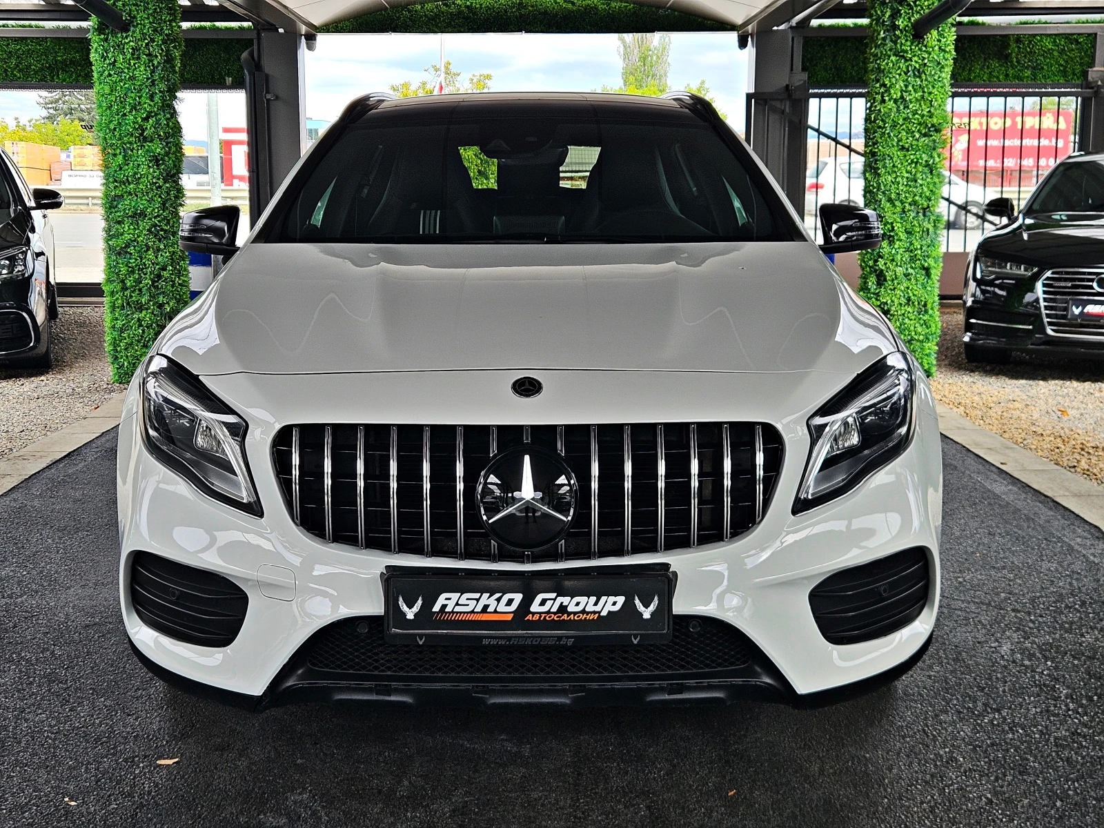 Mercedes-Benz GLA 220 AMG/GERMANY/PANORAMA/CAMERA/ПОДГРЕВ/KEYLESS GO/LIZ, снимка 2 - Автомобили и джипове - 56270545