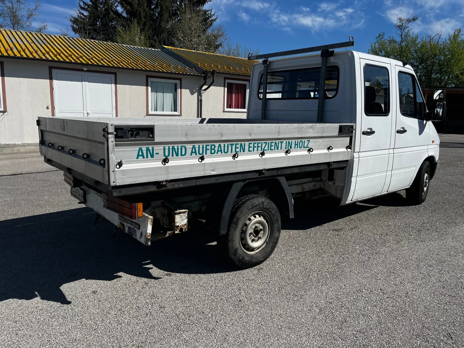 Mercedes-Benz 2.9  - изображение 4