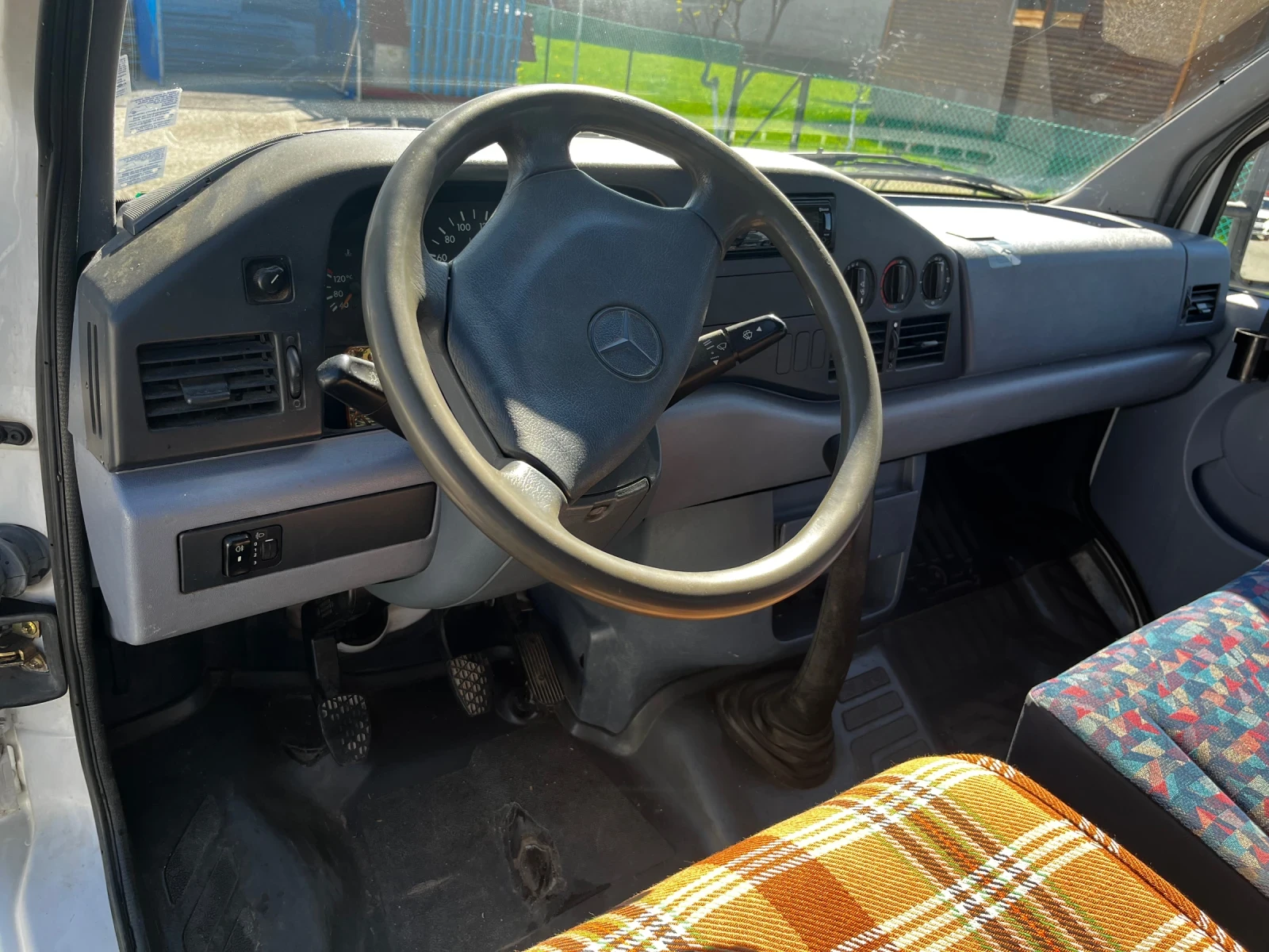 Mercedes-Benz 2.9  - изображение 10