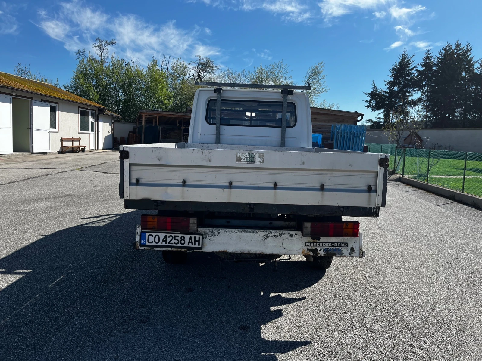 Mercedes-Benz 2.9  - изображение 5
