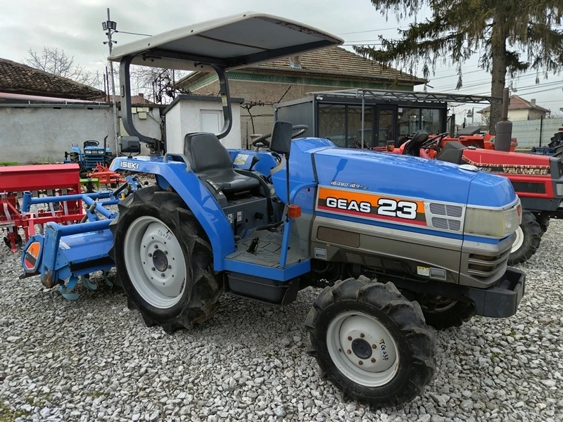 Трактор ISEKI TU217 21к.с. 4WD с фреза ДЖЕЙ ТРЕЙДИНГ - изображение 8