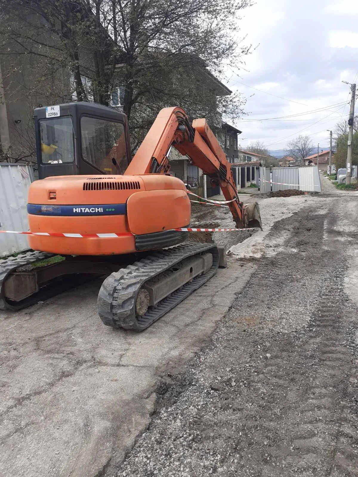 Багер Hitachi EX75UR-3
