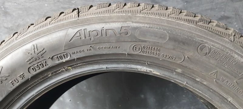 Гуми Зимни 215/55R17, снимка 6 - Гуми и джанти - 35123087