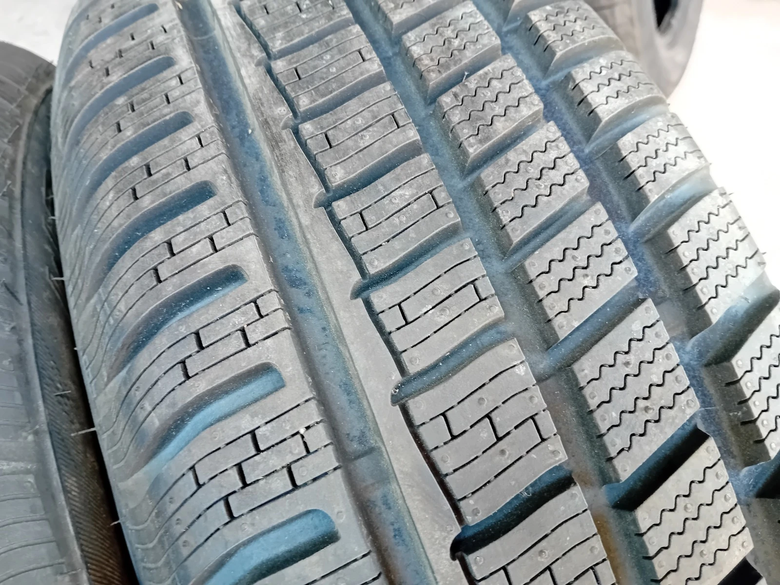  205/60R16 | Mobile.bg   4