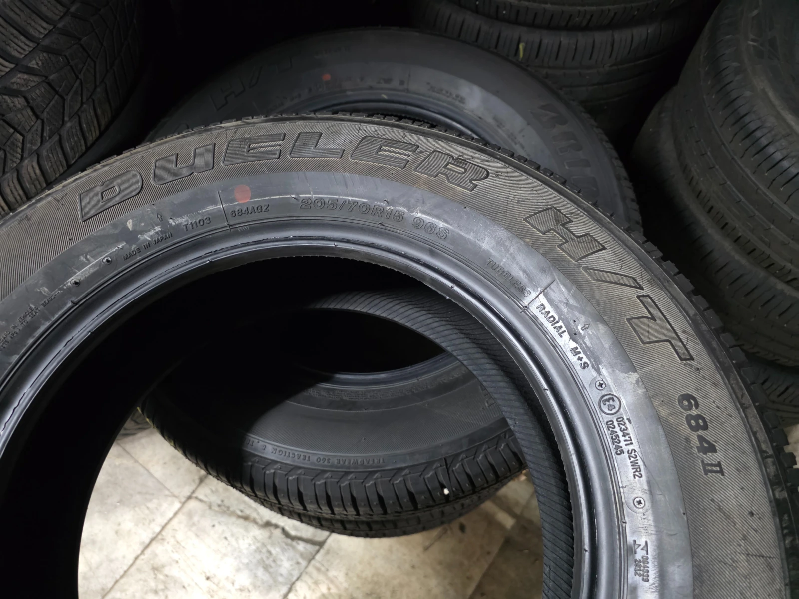 Гуми Летни 205/70R15, снимка 8 - Гуми и джанти - 54086308