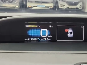 Toyota Prius 1.8 E, снимка 6