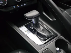 Hyundai Elantra, снимка 8