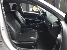 Hyundai Elantra, снимка 10