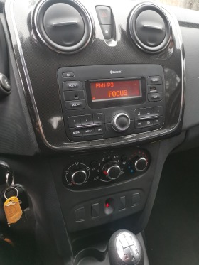 Dacia Sandero 1000  Клима, снимка 7 - Автомобили и джипове - 43308253