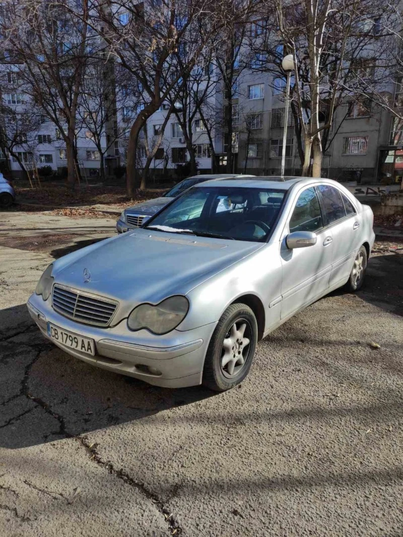 Mercedes-Benz C 180, снимка 1 - Автомобили и джипове - 47517820