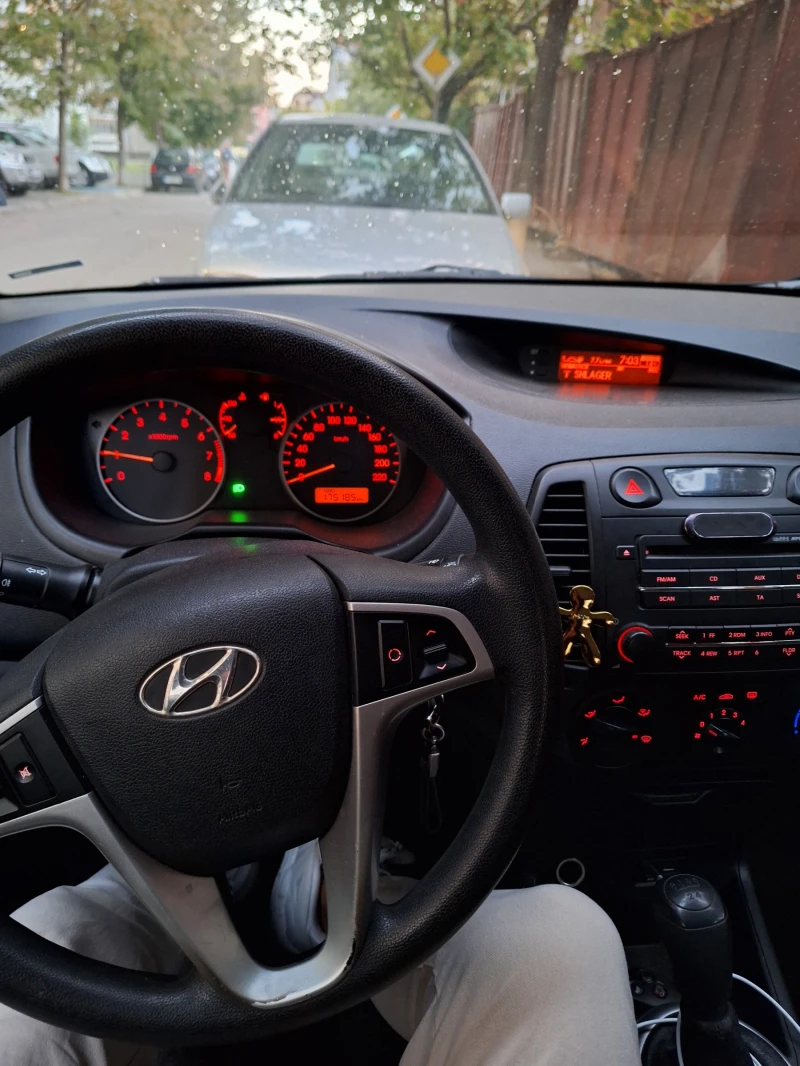 Hyundai I20 1.4i, снимка 3 - Автомобили и джипове - 47412258