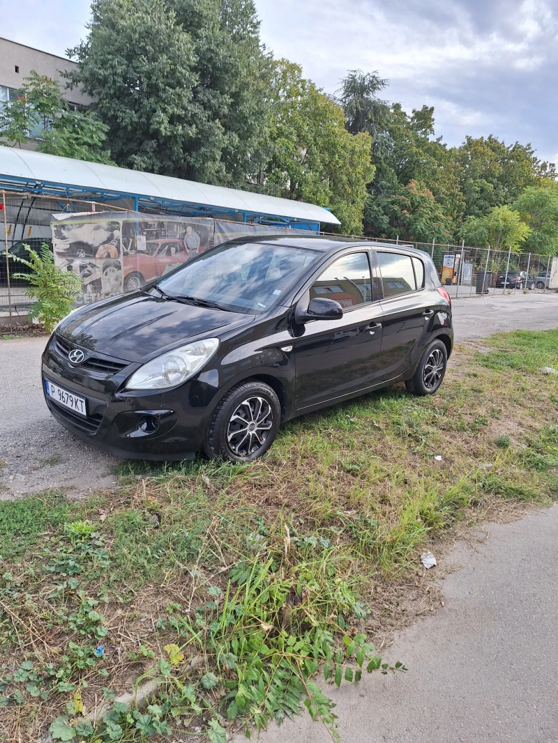 Hyundai I20 1.4i, снимка 12 - Автомобили и джипове - 47412258