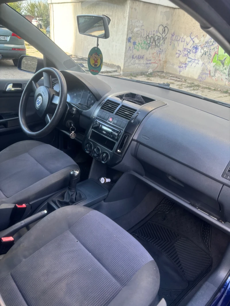 VW Polo, снимка 4 - Автомобили и джипове - 47606738