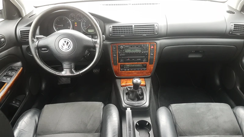 VW Passat 1.9TDI 131кс, снимка 10 - Автомобили и джипове - 48219875