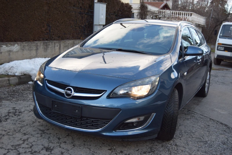 Opel Astra automat, снимка 1 - Автомобили и джипове - 48629418