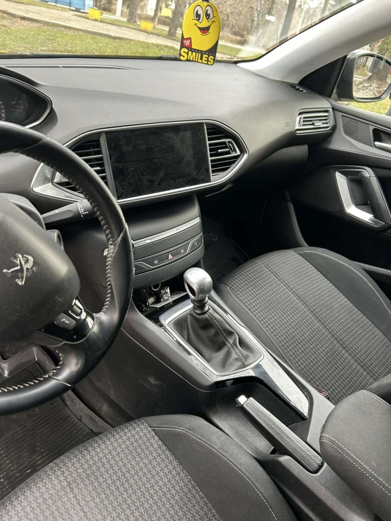 Peugeot 308 1.5, снимка 12 - Автомобили и джипове - 48902906