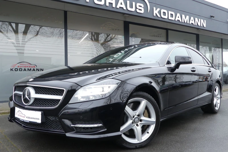 Mercedes-Benz CLS 500 Дистроник* AirMatic* Harman* MultiBeam LED* Обдухв, снимка 2 - Автомобили и джипове - 49271928