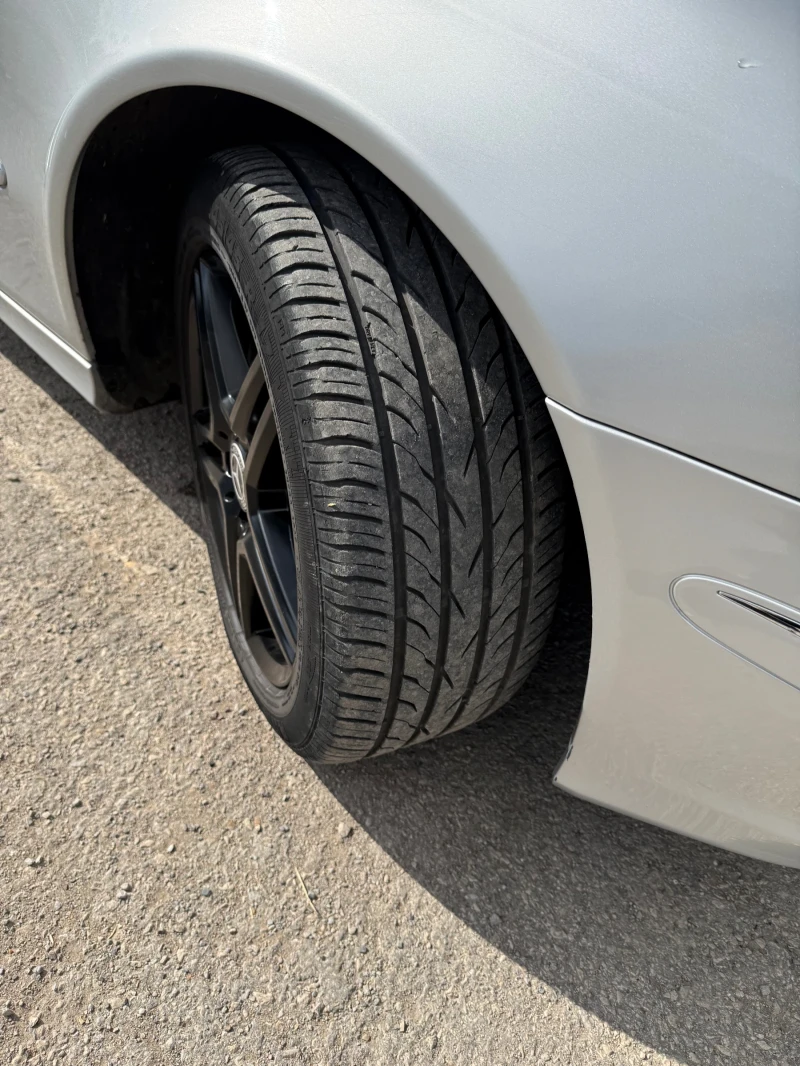 Mercedes-Benz E 320, снимка 4 - Автомобили и джипове - 52337087