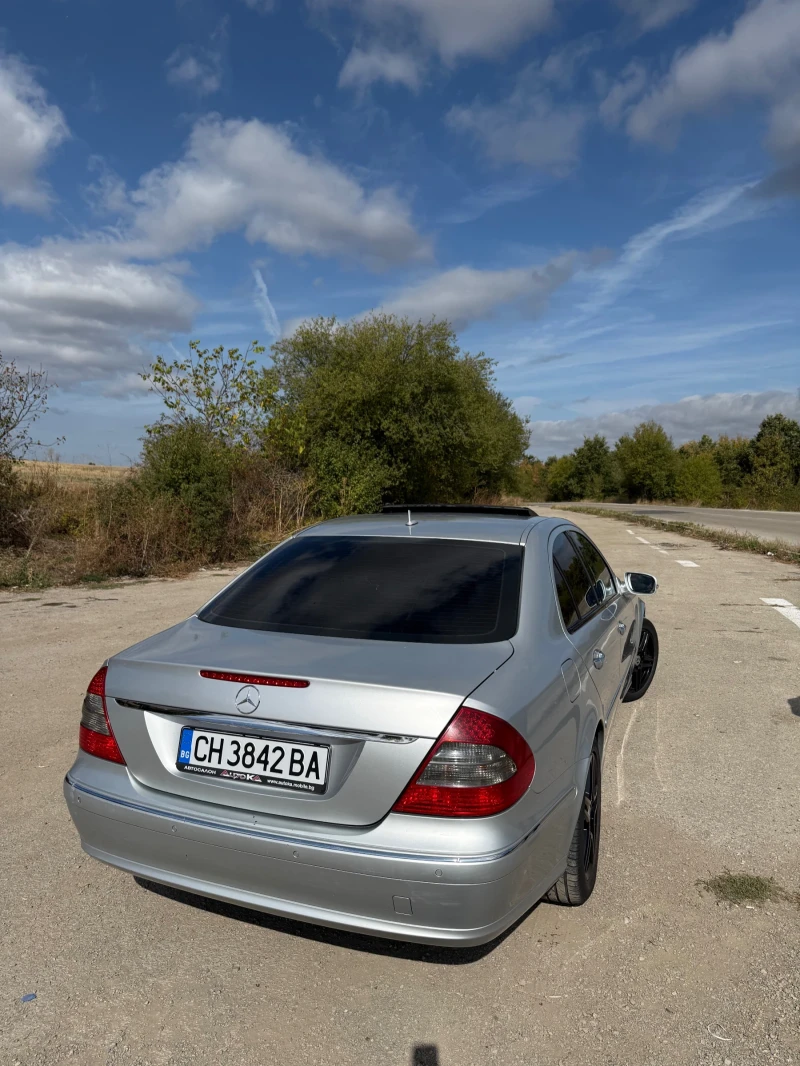 Mercedes-Benz E 320, снимка 2 - Автомобили и джипове - 52337087