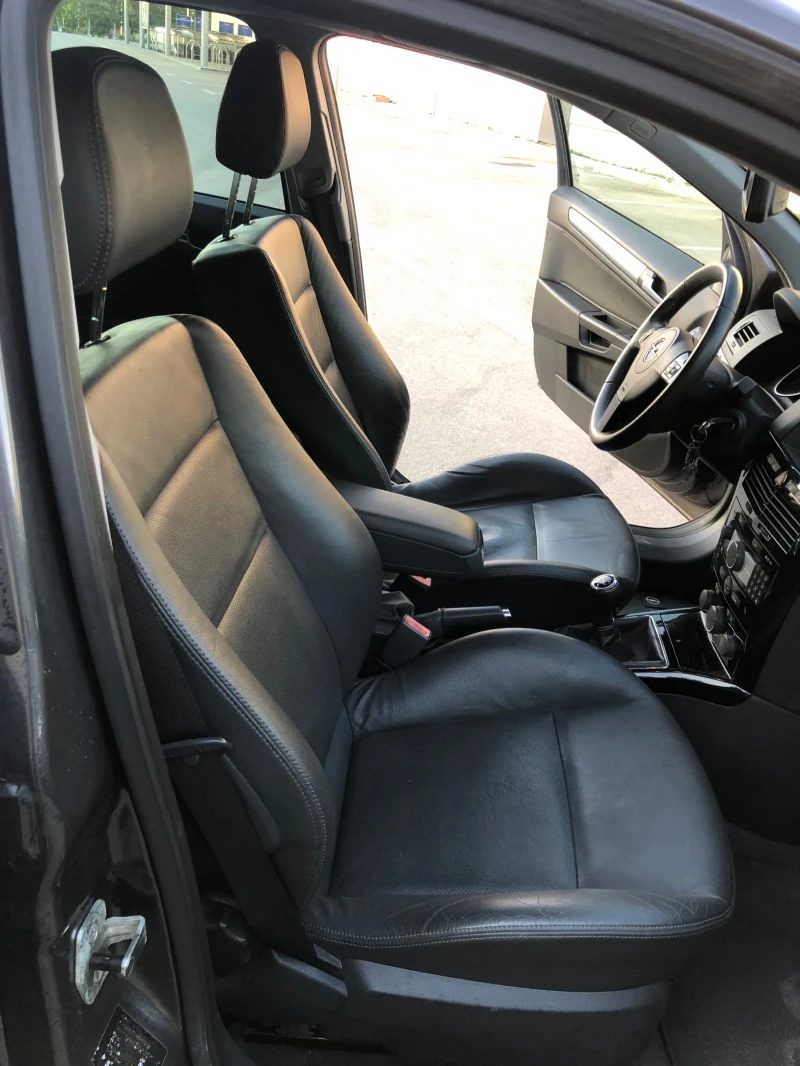 Opel Astra 1.6 БЕНЗИН 116 к.с, снимка 12 - Автомобили и джипове - 52598353