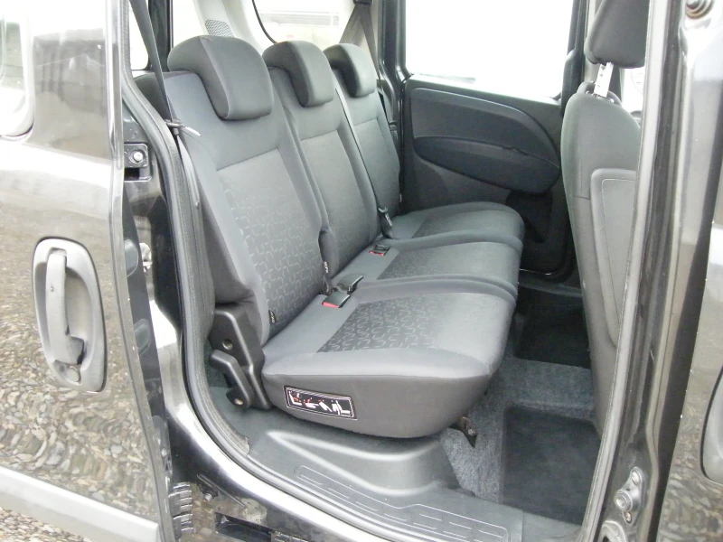 Fiat Doblo 1.4i METAN, снимка 14 - Автомобили и джипове - 53261841