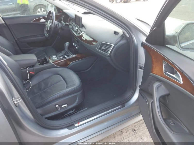 Audi A6 3l 3.0T Premium Plus, снимка 5 - Автомобили и джипове - 53390380