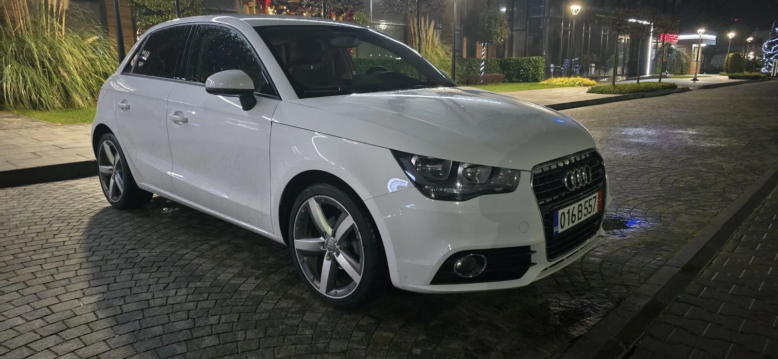 Audi A1 1.6 TDI ЛИЗИНГ/КОЖА/KEYLESS/НАВИ, снимка 1