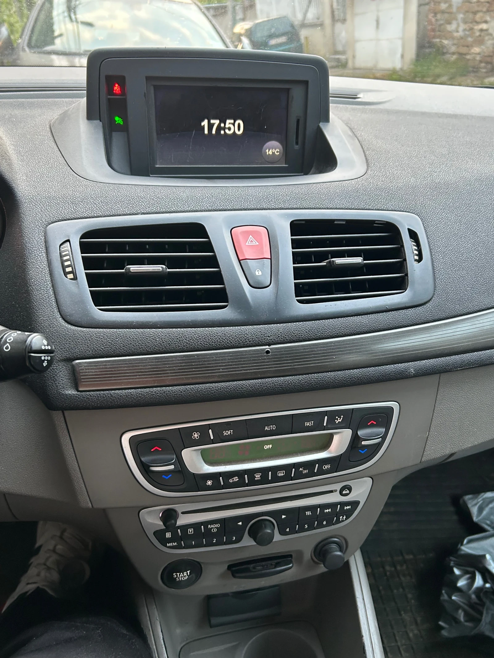 Renault Megane 1.5 DCI - изображение 7
