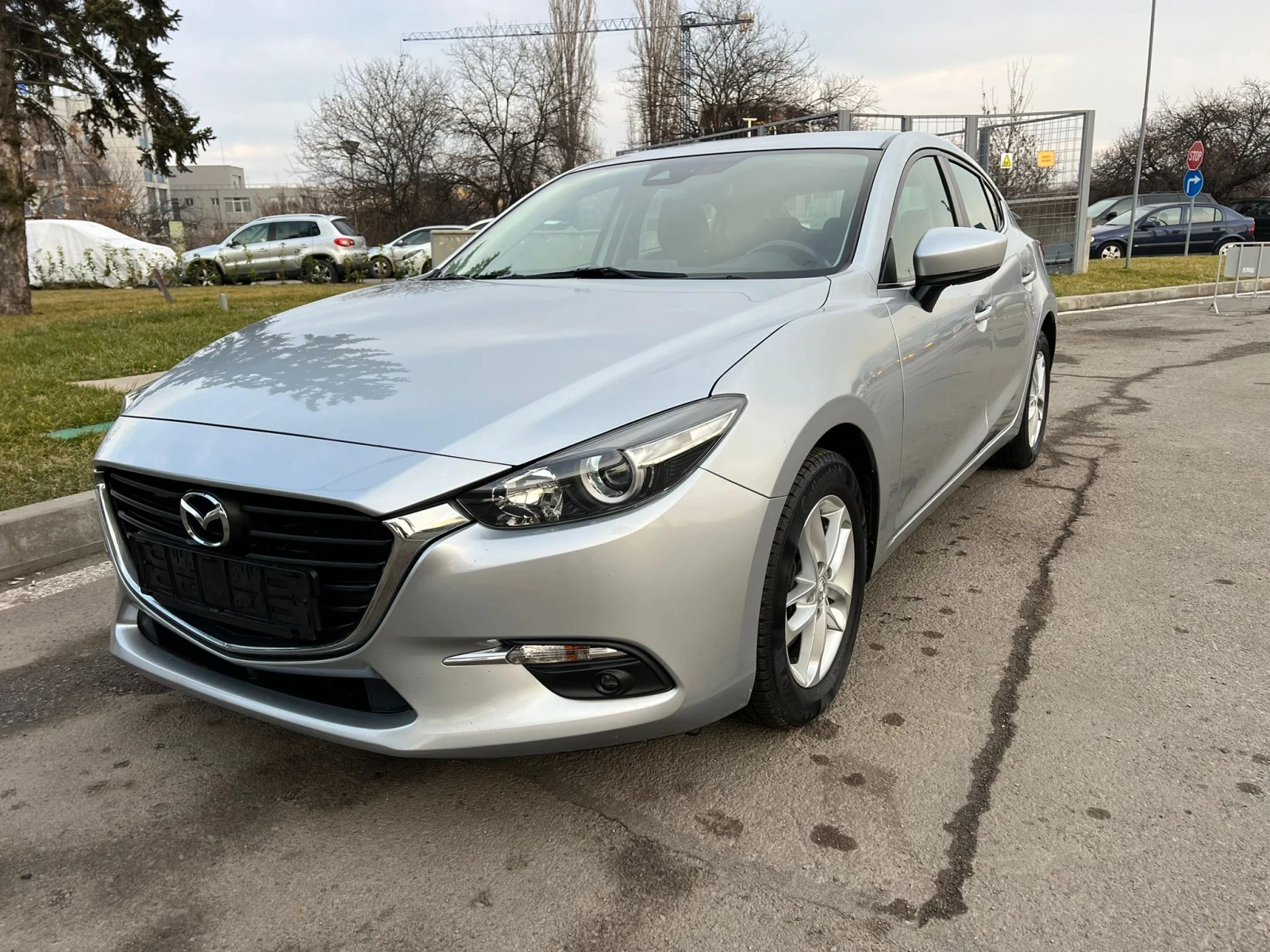 Mazda 3 1.5 skyactiv - изображение 6