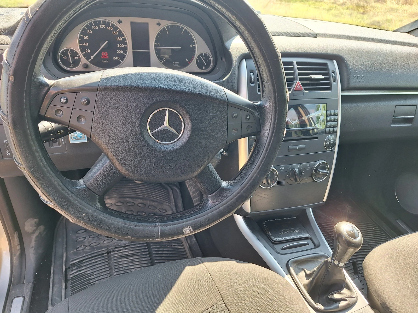 Mercedes-Benz B 180  - изображение 8