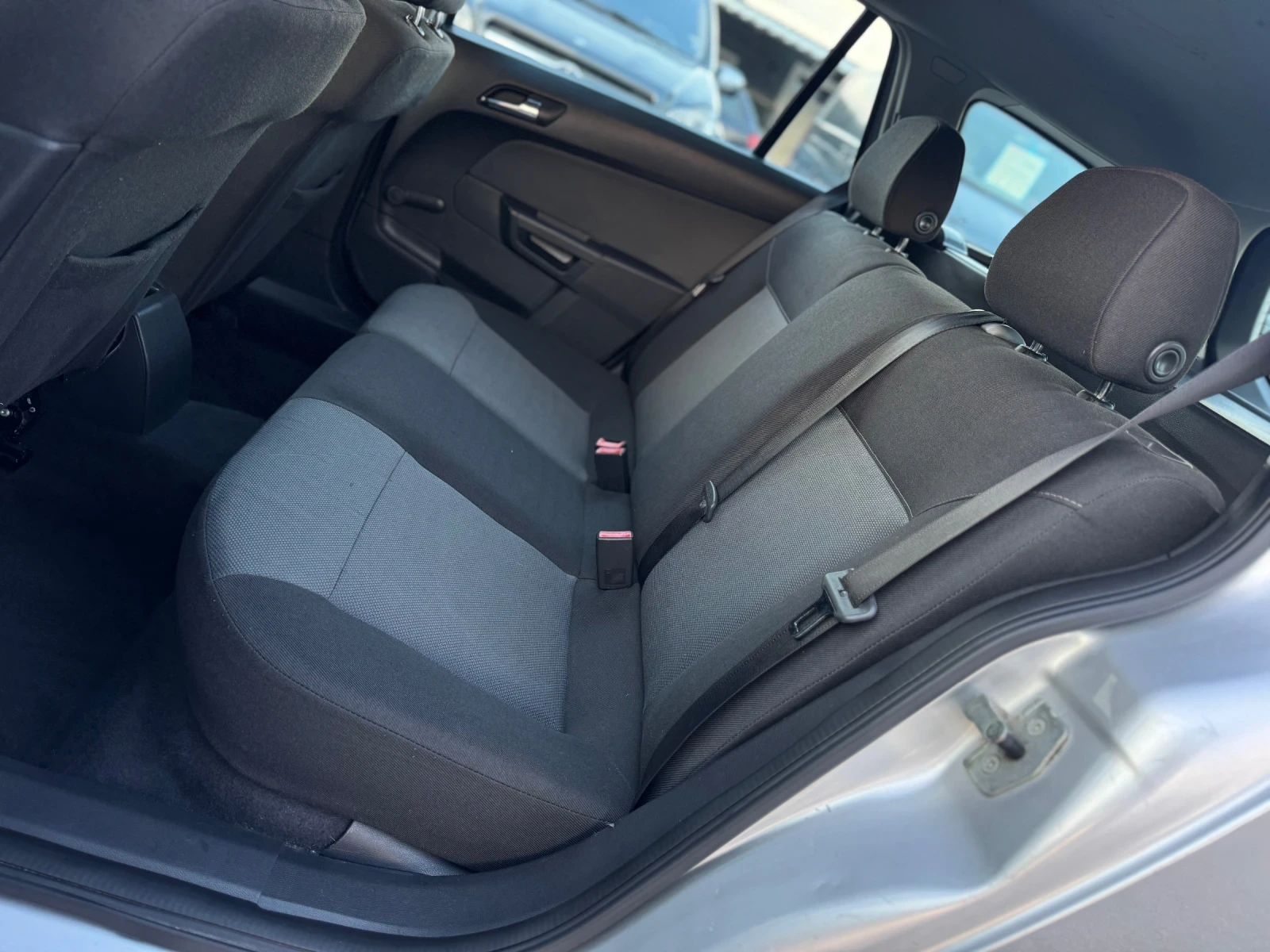 Opel Astra 1.6i 105   | Mobile.bg   12