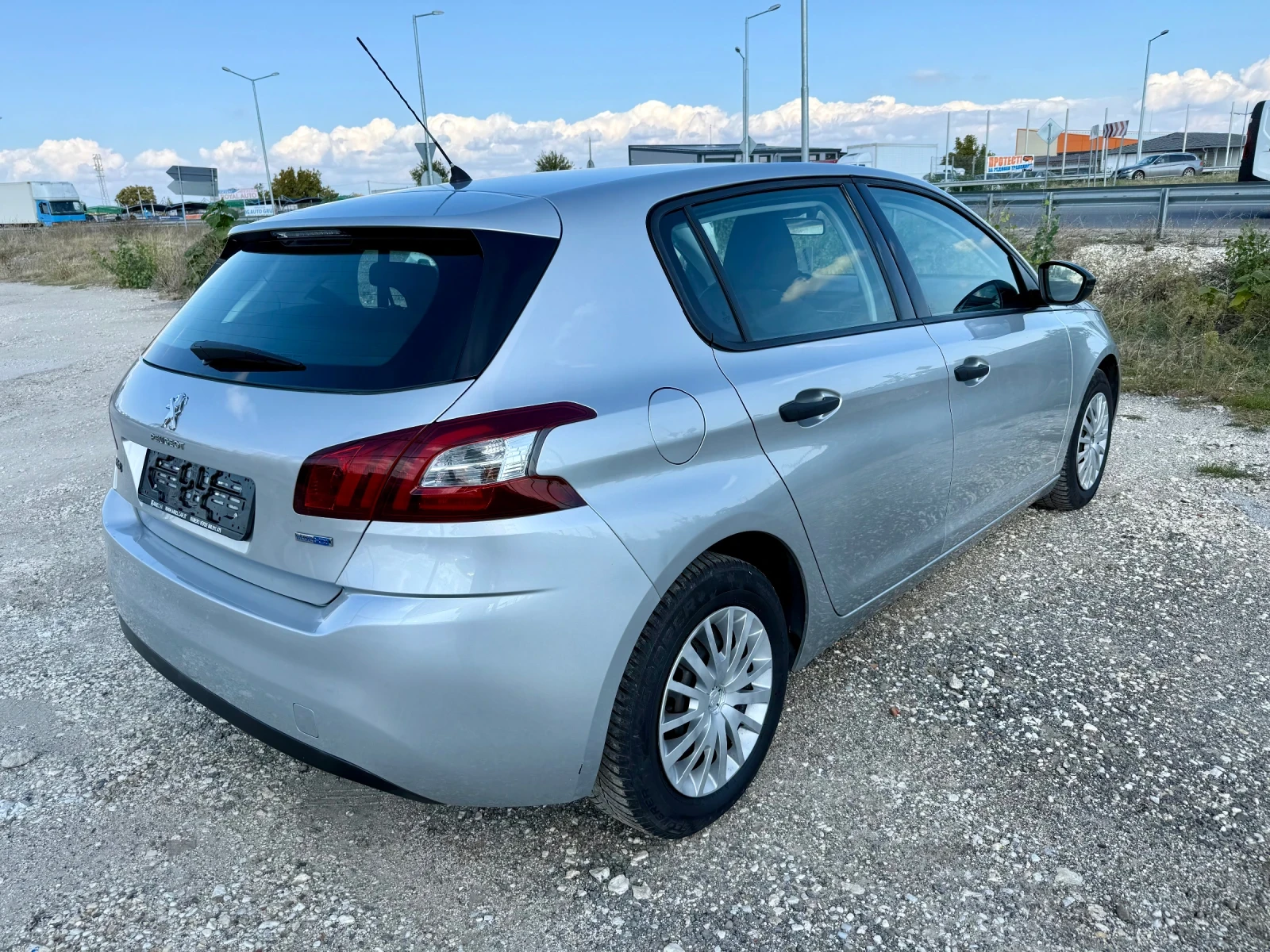 Peugeot 308 1.6HDI - изображение 6
