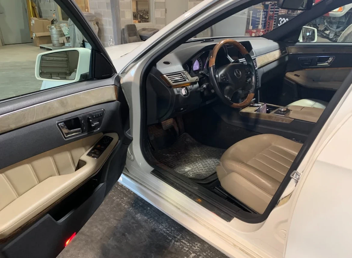 Mercedes-Benz E 500 550 * * ВСИЧКИ ЕКСТРИ * * CARFAX * * АВТО КРЕДИТ * - изображение 5