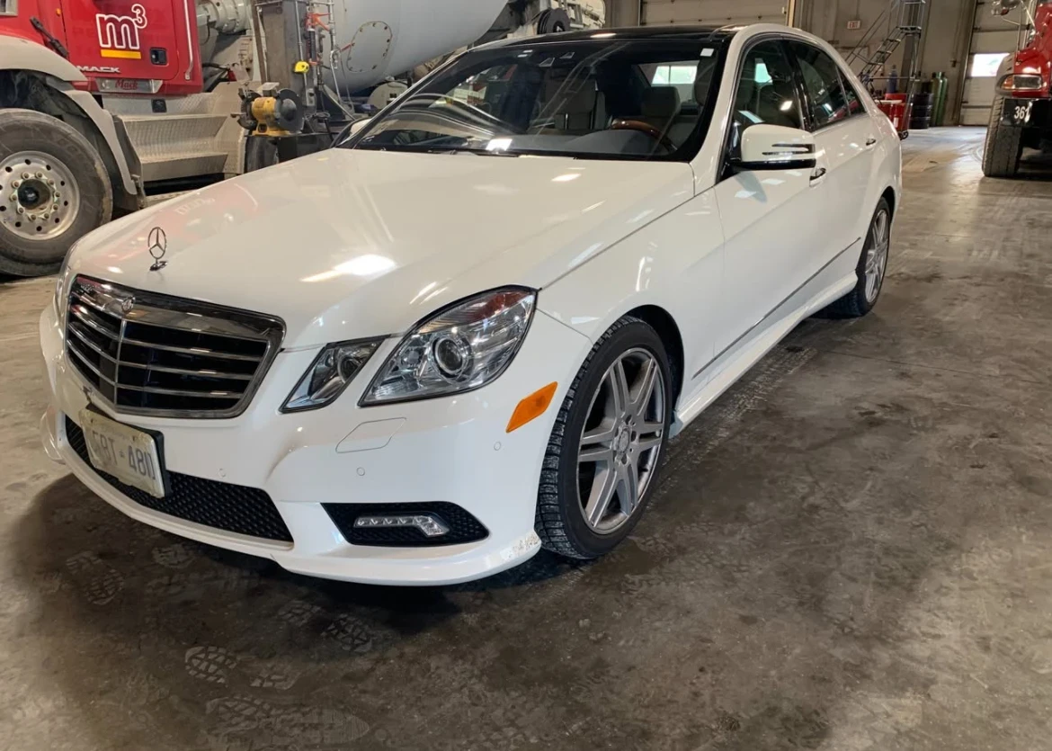 Mercedes-Benz E 500 550 * * ВСИЧКИ ЕКСТРИ * * CARFAX * * АВТО КРЕДИТ * - изображение 2