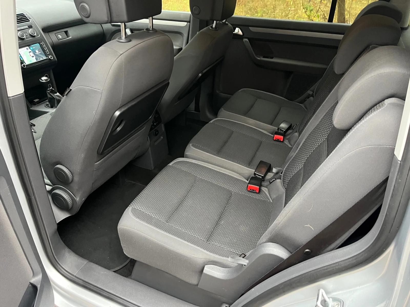 VW Touran 7    | Mobile.bg   12