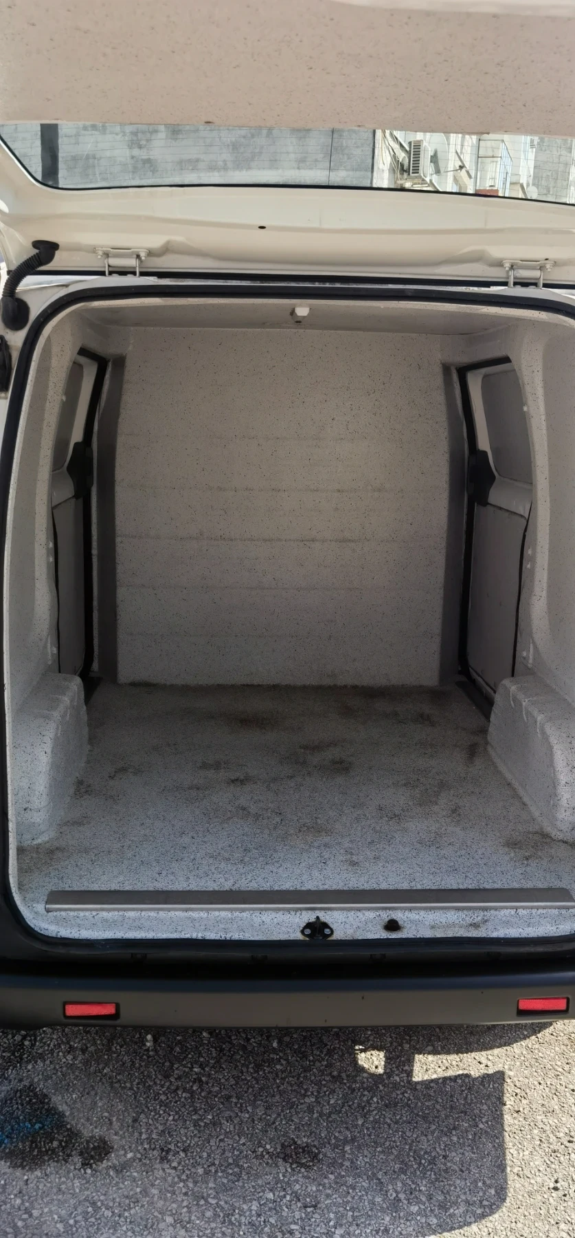 Nissan e-NV200, снимка 9 - Автомобили и джипове - 53808875