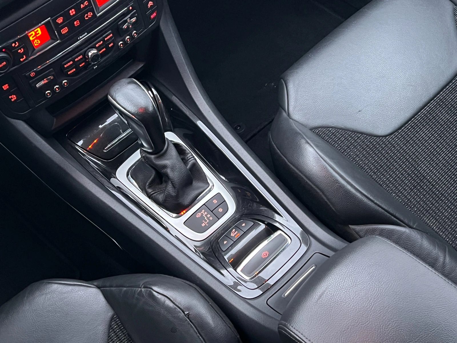 Citroen C5 2.0HDi Exclusive 183000km ПРОЧЕТИ ОПИСАНИЕТО, снимка 10 - Автомобили и джипове - 53946315