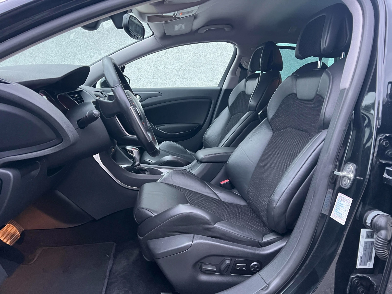 Citroen C5 2.0HDi Exclusive 183000km ПРОЧЕТИ ОПИСАНИЕТО, снимка 12 - Автомобили и джипове - 53946315