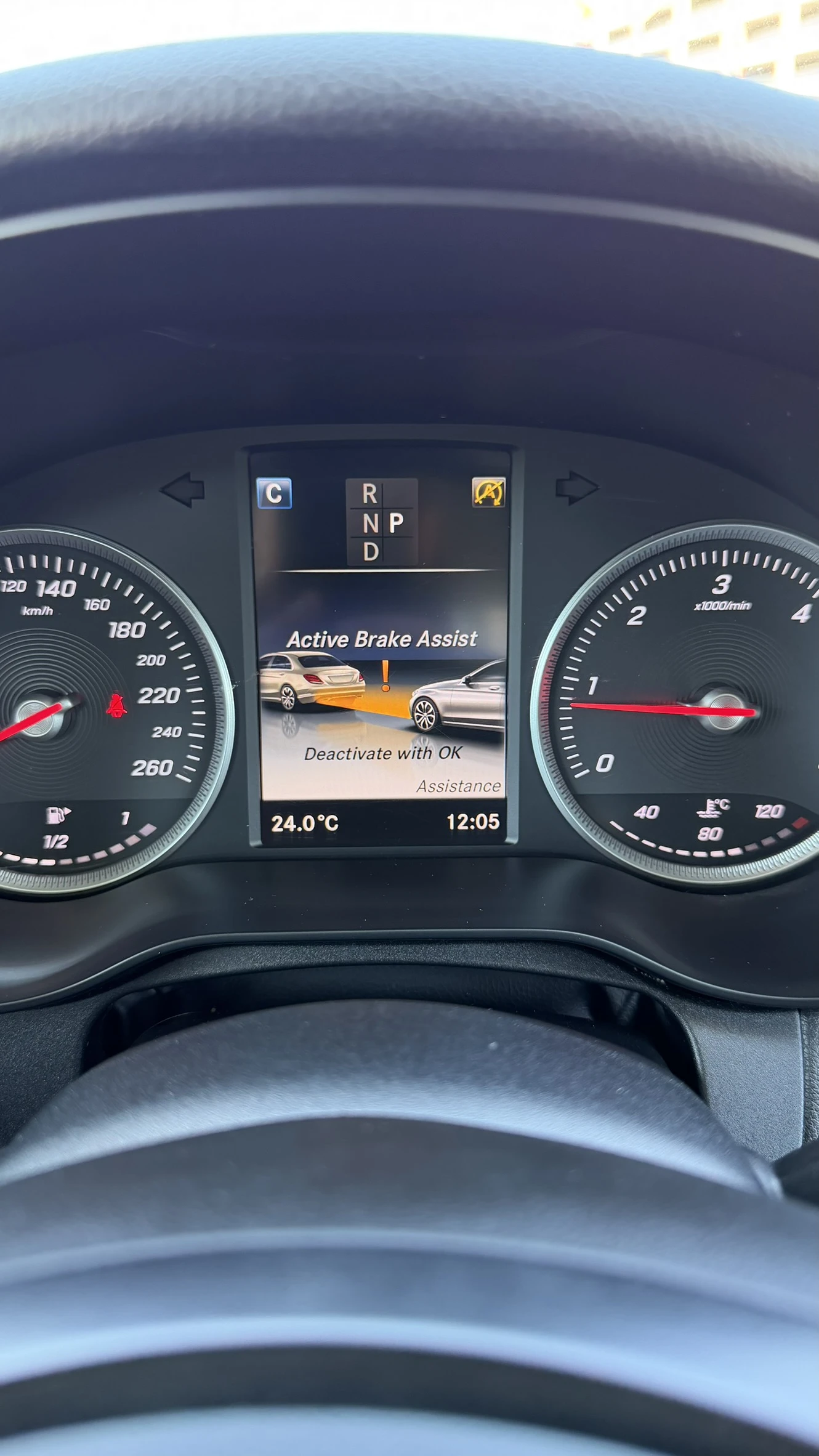 Mercedes-Benz C 220 AMG Line 9G-Tronic Камера Навигация Обслужена, снимка 16 - Автомобили и джипове - 54090032