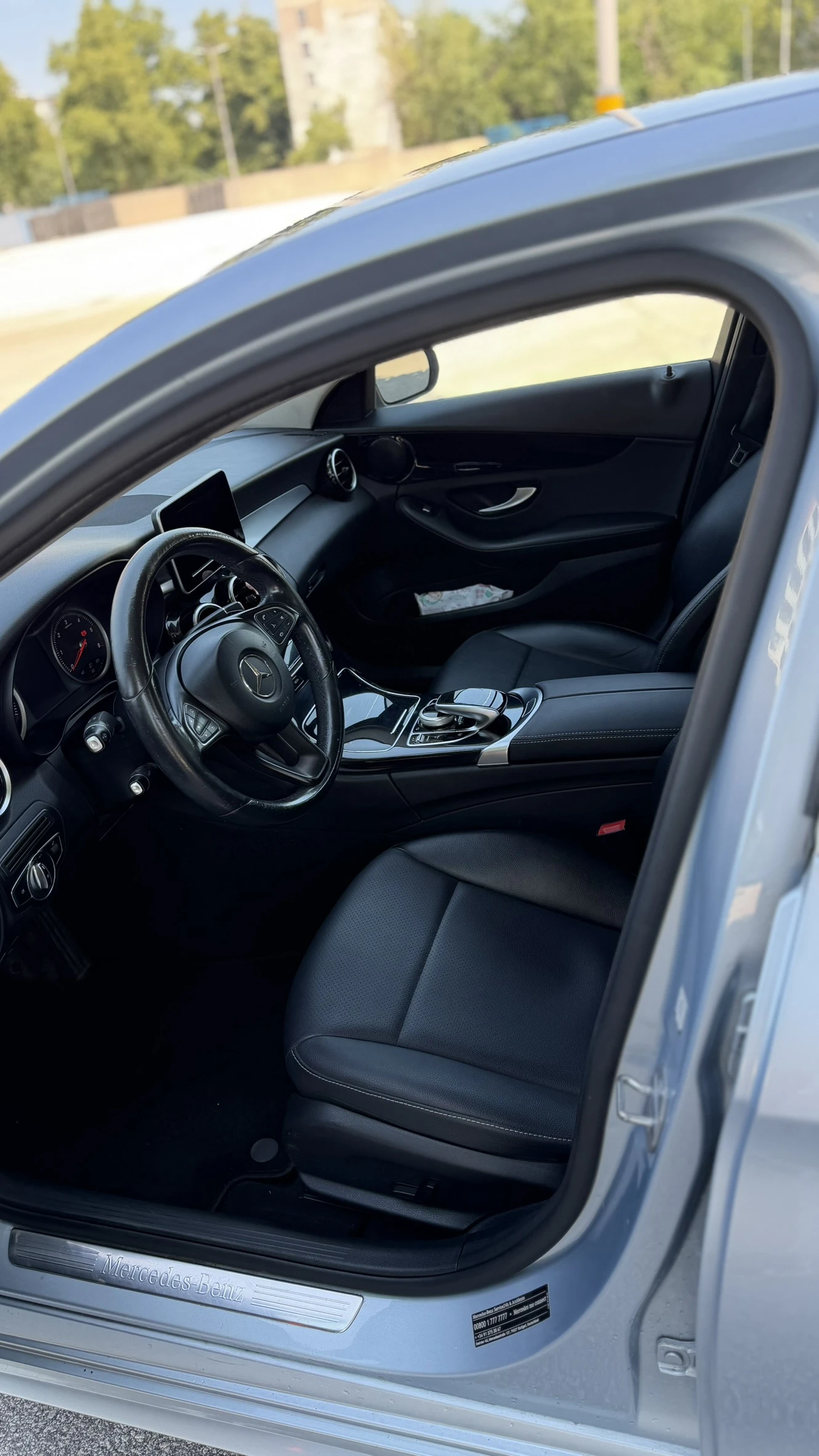 Mercedes-Benz C 220 AMG Line 9G-Tronic Камера Навигация Обслужена, снимка 8 - Автомобили и джипове - 54090032