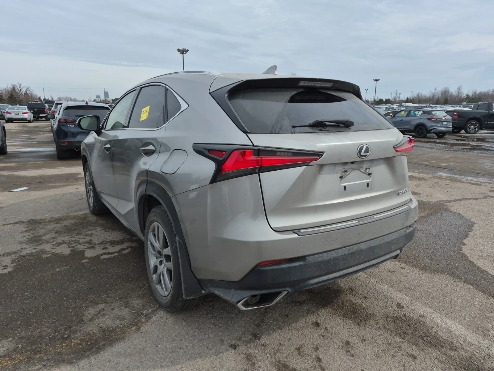 Lexus NX 300 * * CARFAX * * АВТО КРЕДИТ * * , снимка 4 - Автомобили и джипове - 54144421