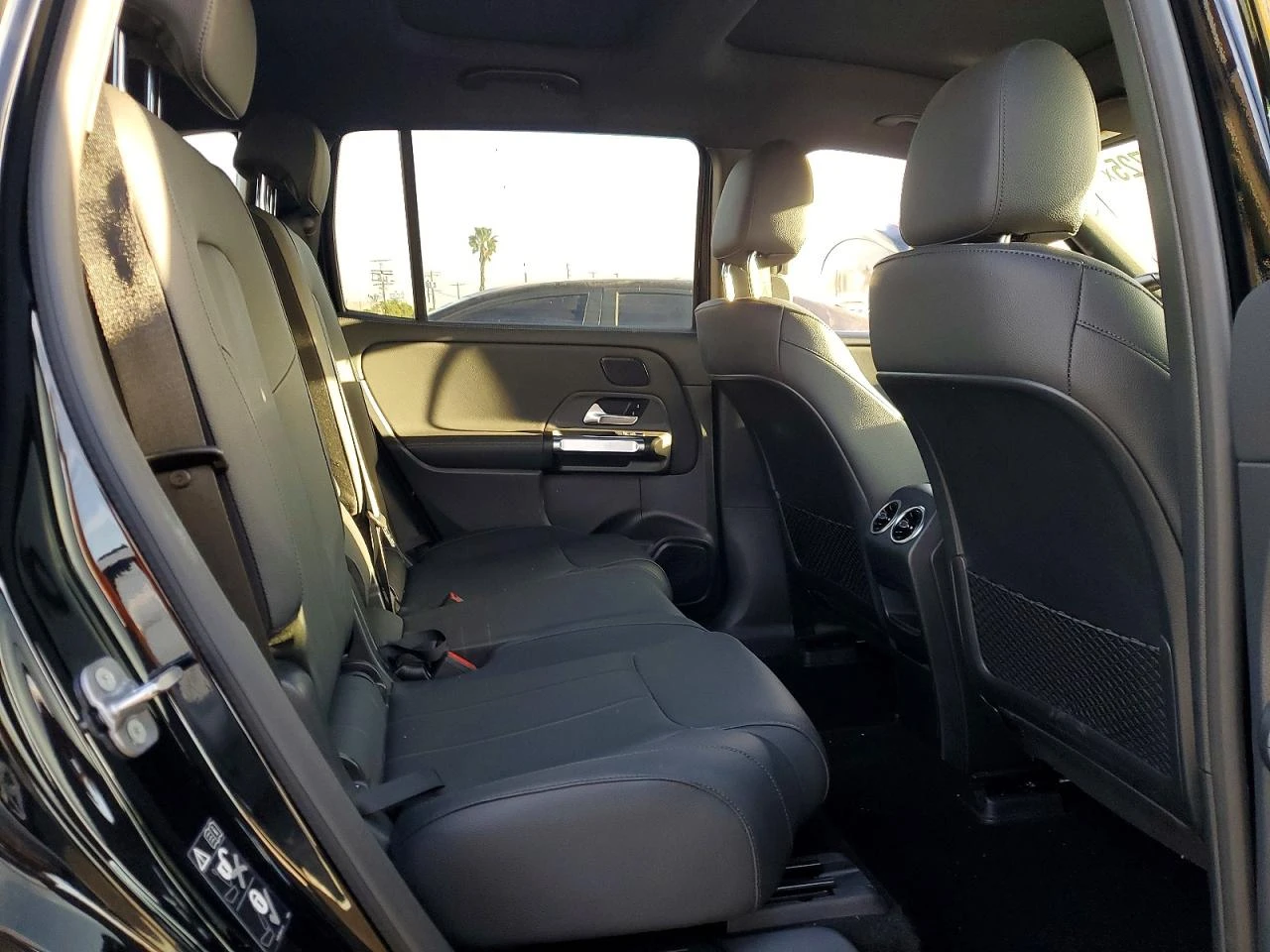 Mercedes-Benz EQB 250+ , снимка 11 - Автомобили и джипове - 54144102