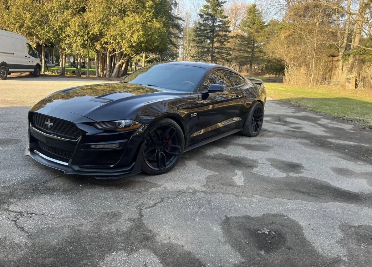 Ford Mustang GT 5.0 * PERFORMANCE PACKAGE * ОБДУХВАНЕ * CARFAX , снимка 2 - Автомобили и джипове - 54266487